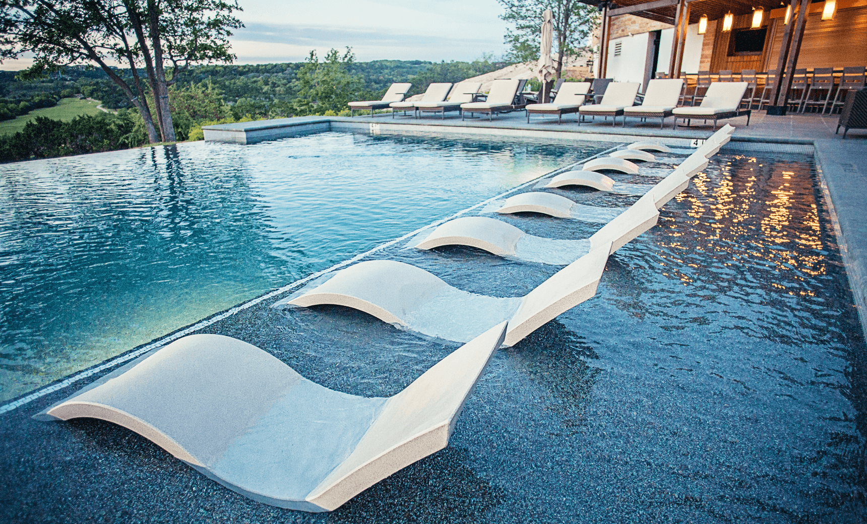 Ledge Lounger
